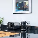 Feriehus Clifton Jewel - 4 Bed Townhouse With Parking. Mycityhaven *