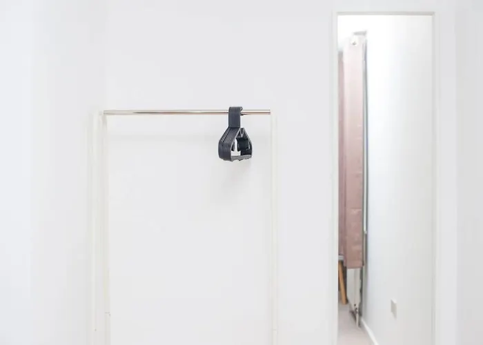 Clifton Jewel - 4 Bed Townhouse With Parking. Mycityhaven 度假居