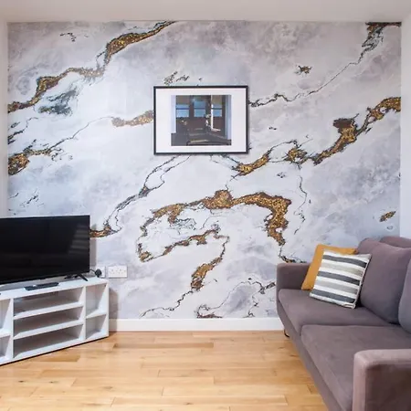 Clifton Jewel - 4 Bed Townhouse With Parking. Mycityhaven Бристоль
